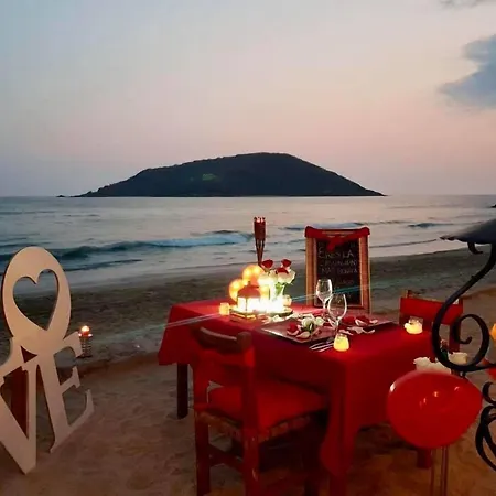 Hotel Villas Punta Blanca
