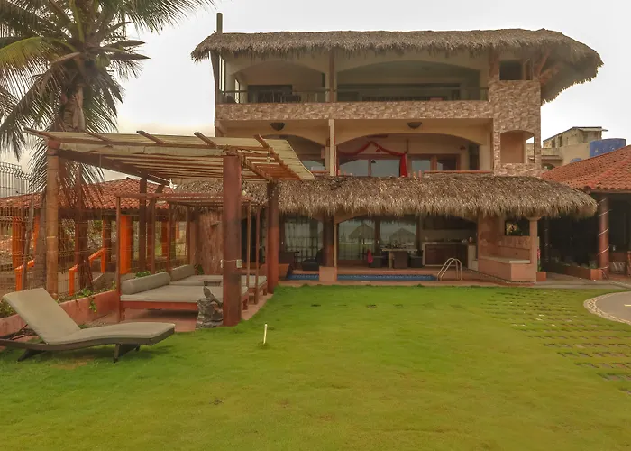 Punta Blanca Zihuatanejo