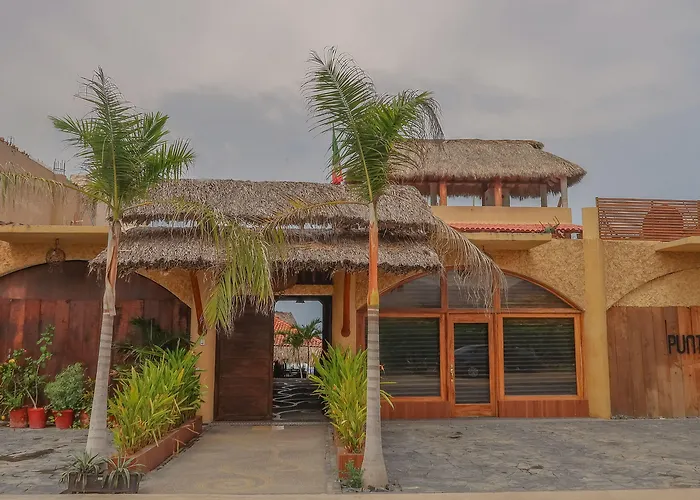 Punta Blanca Hotel 4*