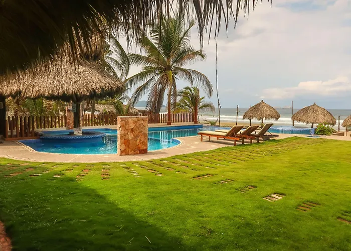 Punta Blanca Hotel 4*