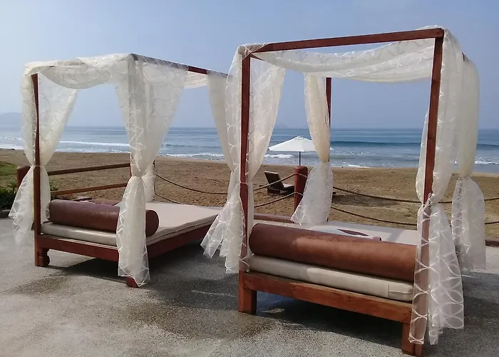 Punta Blanca Hotel 4*