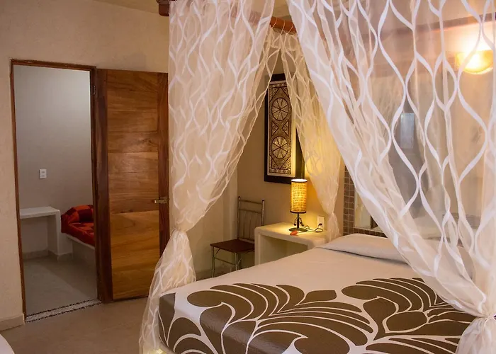 Punta Blanca Hotel Zihuatanejo