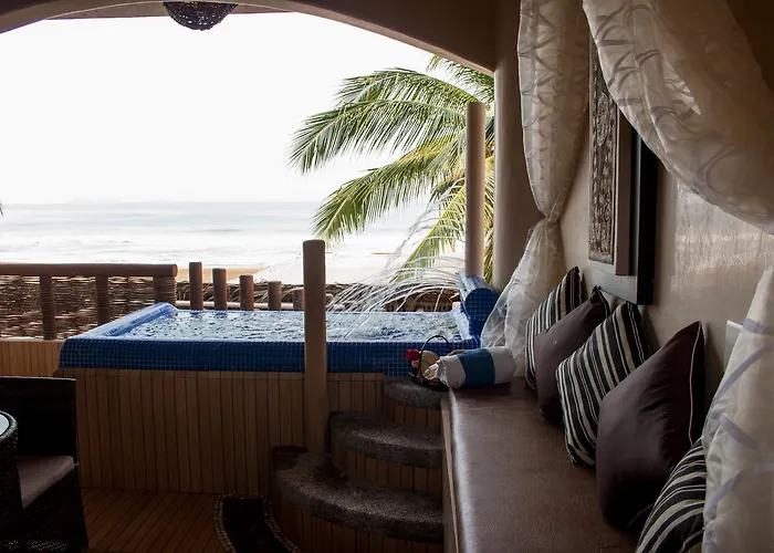 Punta Blanca Hotel Zihuatanejo